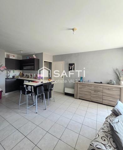 Appartement 2 pièces avec grande terrasse Sud ascenseur et garage
