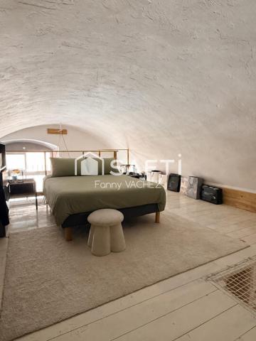 Loft de caractère 67 m2 au coeur de Grasse