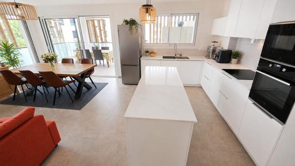 Superbe T4 moderne avec grande terrasse