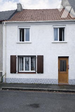 ETAPLES Centré ville 
Maison 87 m2 2 chambres avec  cour