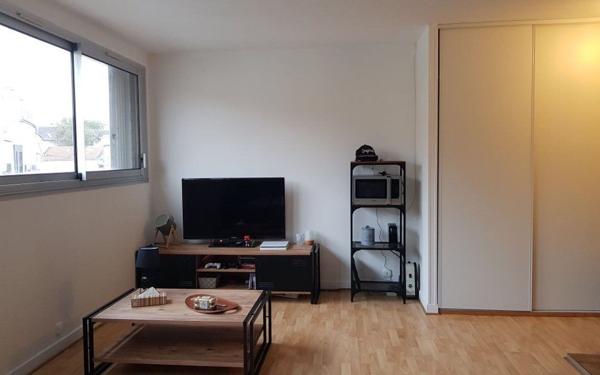 Appartement à louer    1 pièce •  Meaux