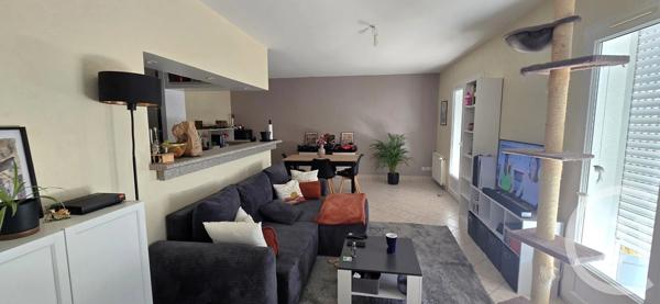 Immeuble à vendre  464 m 2   LE CREUSOT  - 71