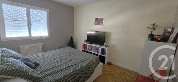 Immeuble à vendre  464 m 2   LE CREUSOT  - 71