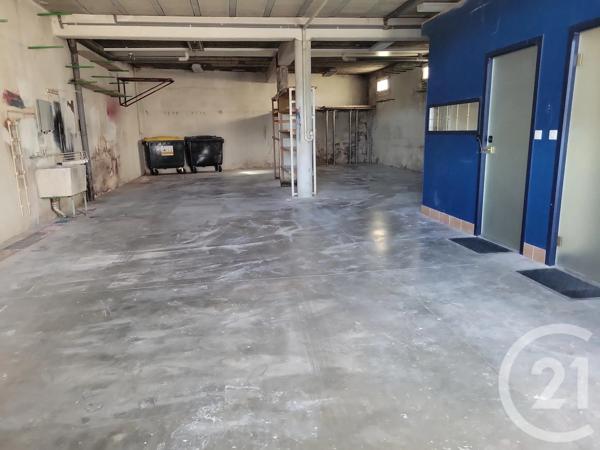 Immeuble à vendre  464 m 2   LE CREUSOT  - 71