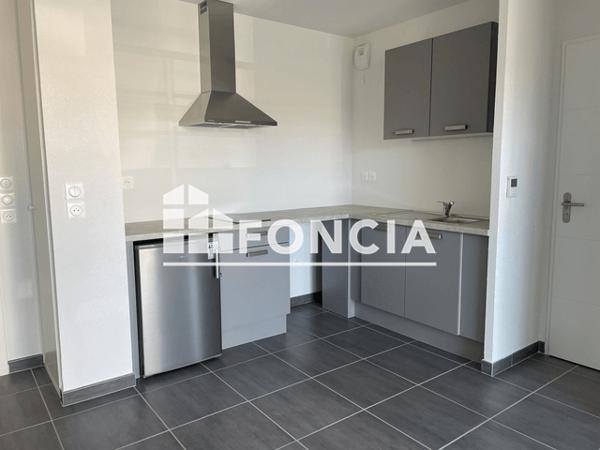 Location Appartement 2 pièces 42 m² - 44 B BLD HENRI BAZIN Chenove 21300