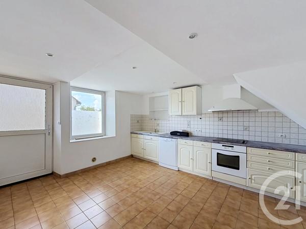 Maison à vendre  4 pièces - 106 m 2   FESCHES LE CHATEL  - 25