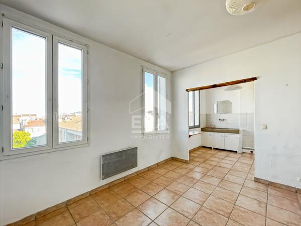 À Vendre appartement type 2 de 36 m² , à Marseille 13005