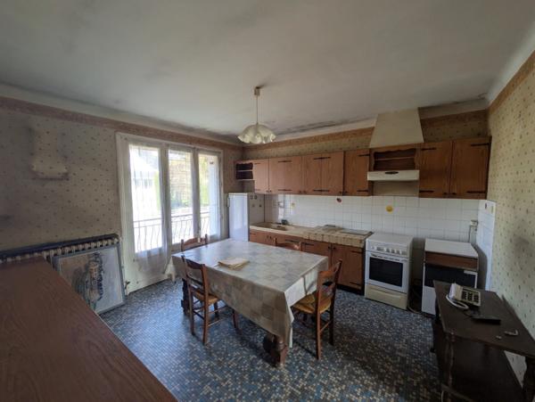 LIGNOL MAISON À RÉNOVER DE 7 PIÈCES DE 250M² ENVIRON PARCELLE DE 1000M² ENVIRON