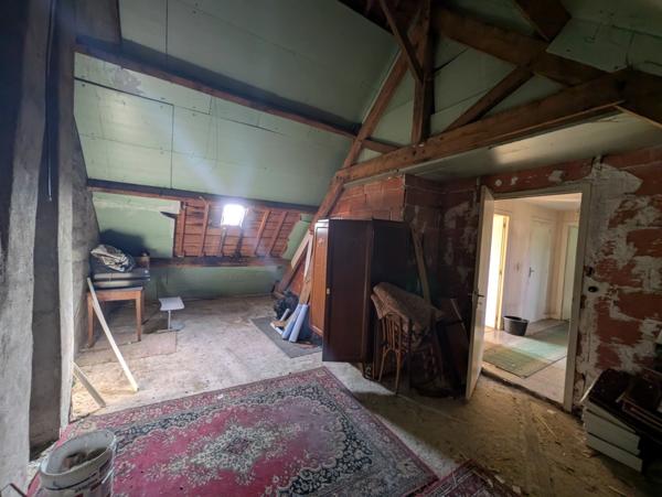 LIGNOL MAISON À RÉNOVER DE 7 PIÈCES DE 250M² ENVIRON PARCELLE DE 1000M² ENVIRON