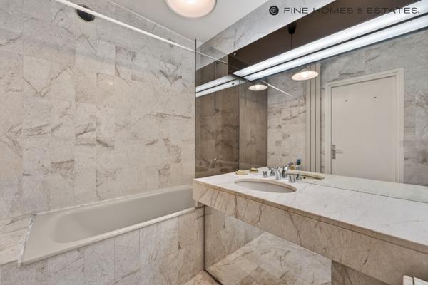 Appartement F2 à vendre  2 pièces - 53,75 m2 PARIS - 75006