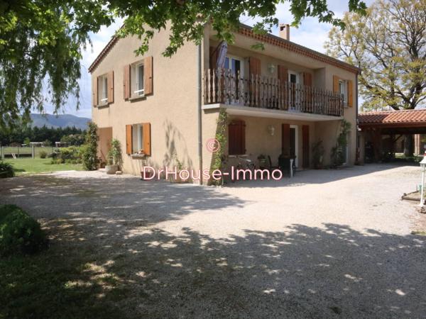 Appartement à louer 4 pièces de 96 m²