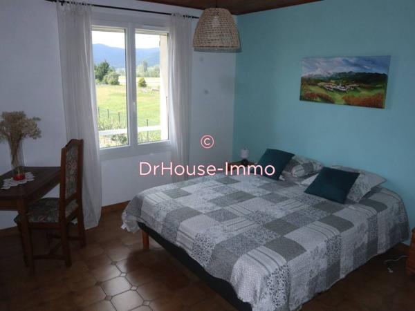 Appartement à louer 4 pièces de 96 m²