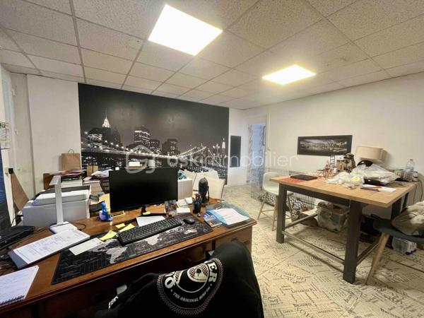 Local d'activités de 282 m²