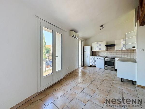 À VENDRE - Appartement T3 avec mezzanine, balcon et garage - Trets