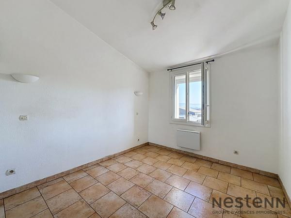 À VENDRE - Appartement T3 avec mezzanine, balcon et garage - Trets