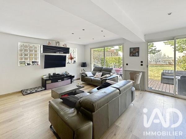 Maison à vendre 7 pièces 178 m² La Ville-du-Bois
