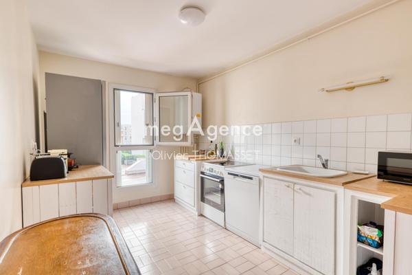 Appartement à LYON 3E ARRONDISSEMENT, 69003 - 4 pièces 84m²