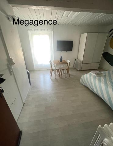 Appartement à HYERES, 83400 - 1 pièce 21m²