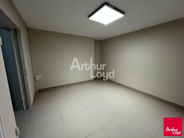 RENNES CENTRE - LOCAL COMMERCIAL A LOUER - PROCHE GARE