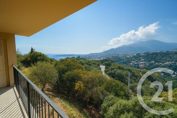 Appartement F4 à vendre  4 pièces - 76,26 m2 MENTON - 06