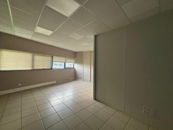 BUREAUX vente à BELLEVIGNY 85170