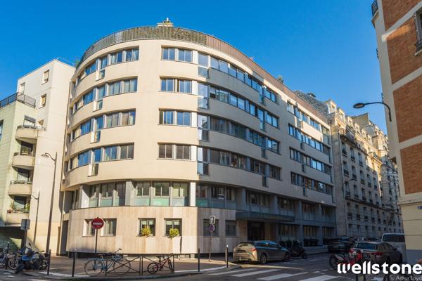 Bureaux à louer à PARIS 75015