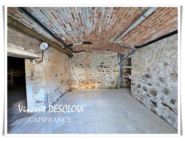 Immeuble à vendre SAULIEU (21210) quatre appartements rénovés