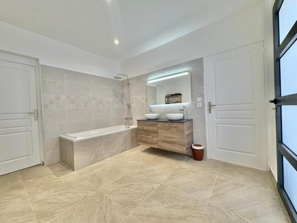 Magnifique maison neuve à l'Etang-Salé