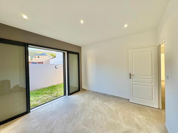 Magnifique maison neuve à l'Etang-Salé