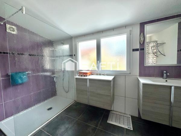 Maison T5 avec jardin et pierres apparentes