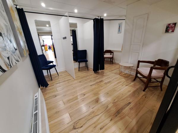 Autre  4 pièce(s)  190 m²