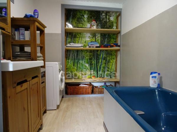 En Savoie (73), à vendre Vallée de La Maurienne, maison P8 rénovée, cave, voutes, terrain, combles, stations de ski, 3 vallées