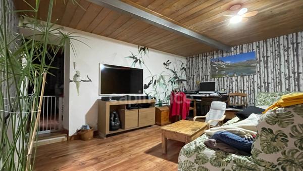 En Savoie (73), à vendre Vallée de La Maurienne, maison P8 rénovée, cave, voutes, terrain, combles, stations de ski, 3 vallées