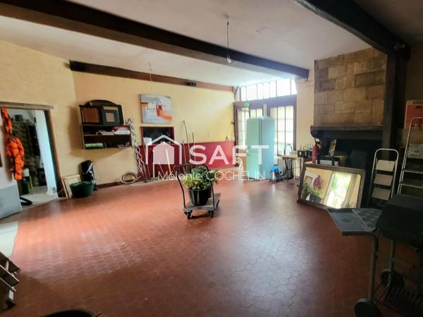 Ancien restaurant à fort potentiel sur une rue commerçante