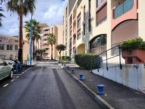 F4 Proche toutes commodités