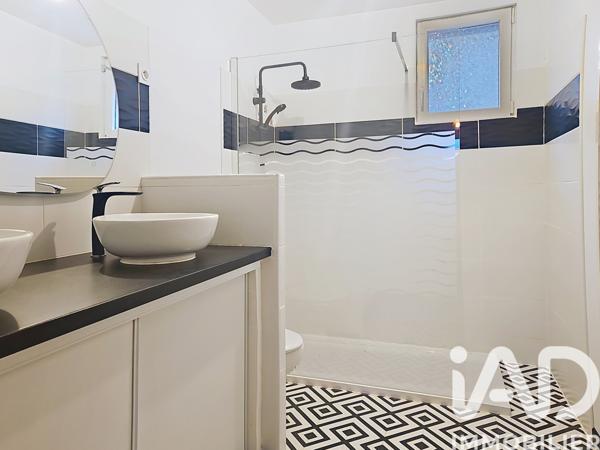 Maison à vendre 7 pièces 107 m² Saint-Julien-du-Sault