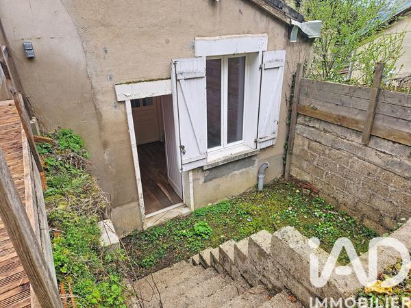 Maison à vendre 7 pièces 107 m² Saint-Julien-du-Sault