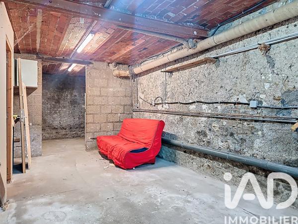 Maison à vendre 7 pièces 107 m² Saint-Julien-du-Sault