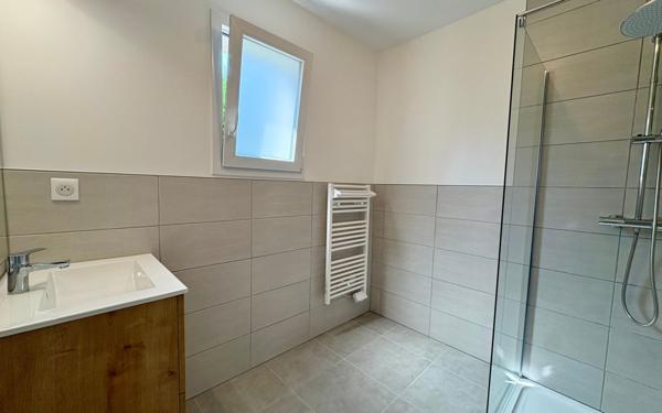 Maison à vendre    3 pièces •  Vouillé