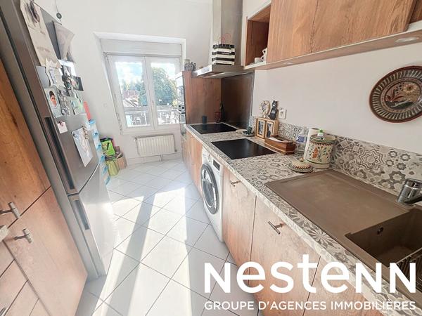 Appartement de 4 pièces, 96 m2, situé sur Ponthierry 77310 en centre ville, proche de tous les commerces, RER, gare , A6