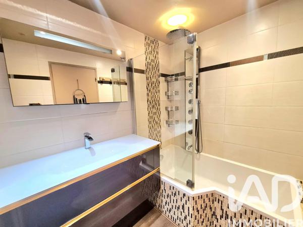 Appartement à vendre 4 pièces 77 m² Grasse