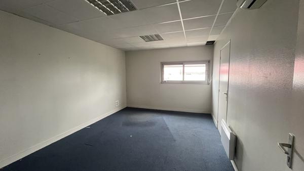 A louer 280 m2 - Bureau à Saint Jean de la Ruelle