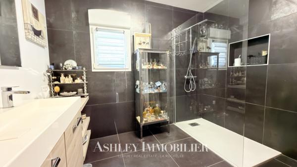 A VENDRE MAISON TYPE 5 - 10 MINUTES DE LA ROCHELLE - DOMPIERRE-SUR-MER