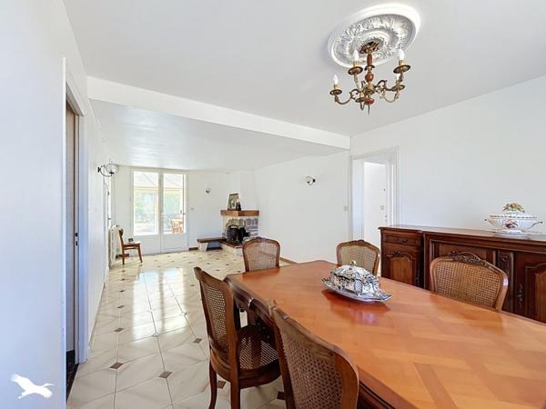 Maison à vendre 131 760 € Hiersac 6 p 113 m² DPE F