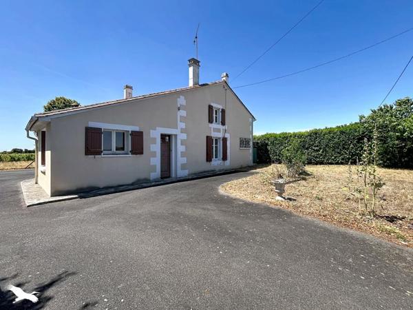 Maison à vendre 131 760 € Hiersac 6 p 113 m² DPE F