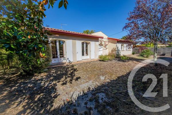 Maison à vendre  5 pièces - 137,71 m 2   ST MEDARD EN JALLES  - 33