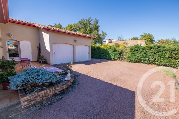 Maison à vendre  5 pièces - 137,71 m 2   ST MEDARD EN JALLES  - 33
