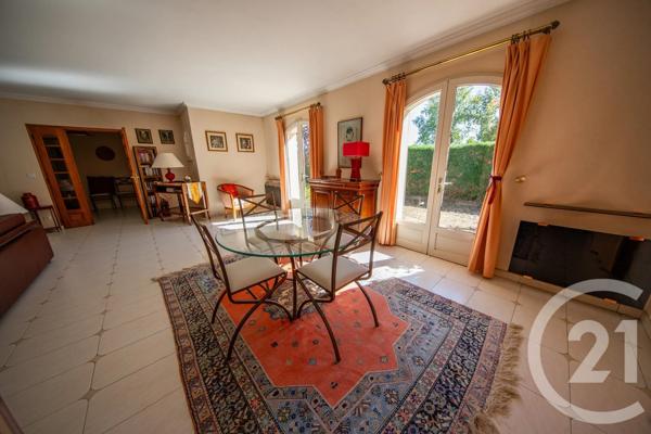 Maison à vendre  5 pièces - 137,71 m 2   ST MEDARD EN JALLES  - 33