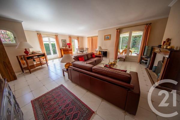 Maison à vendre  5 pièces - 137,71 m 2   ST MEDARD EN JALLES  - 33