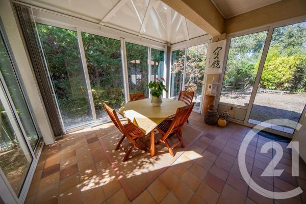 Maison à vendre  5 pièces - 137,71 m 2   ST MEDARD EN JALLES  - 33